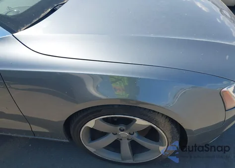 2014 Audi A5 2.0T Premium из США, поврежденный, VIN WAULFAFH1EN006122